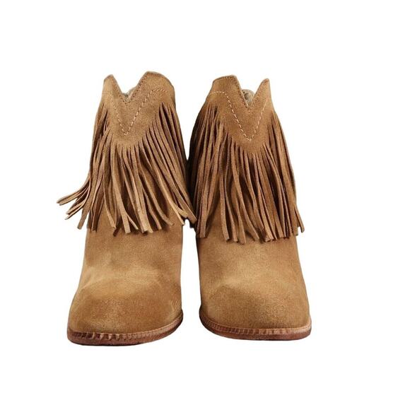 Cynthia Vincent Shoes Womens 9 Booties Fringe Leather Block Heel Fashion Western - Picture 2 of 15